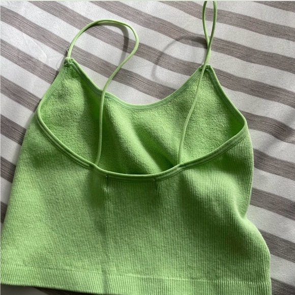 Urban outfitters crop top never worn - Picture 2 of 3